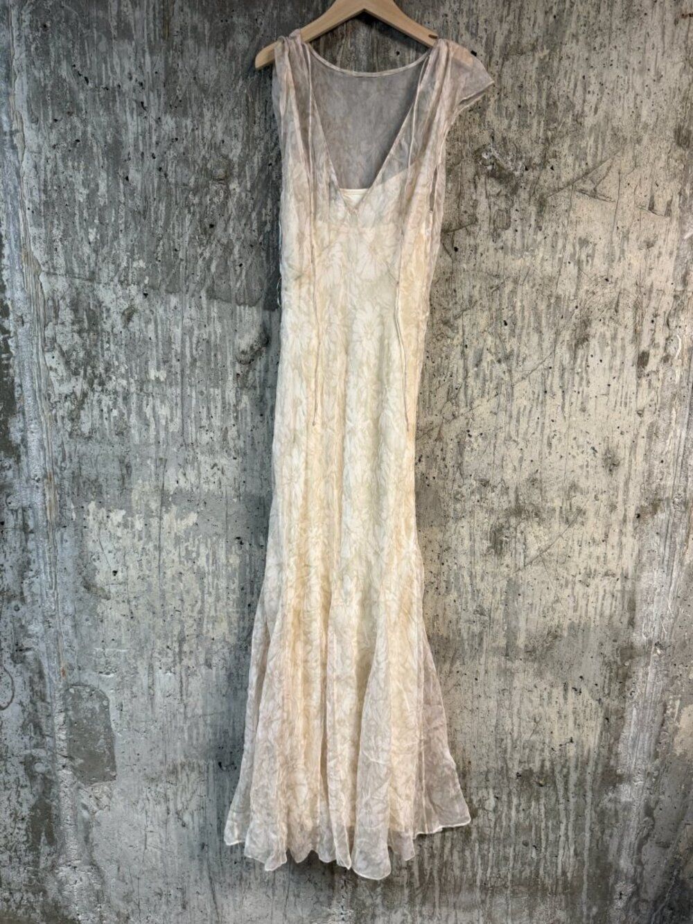 L'ACADEMIE Women's Capucine Silk Maxi Dress Size S in Maisy Daisy Floral - Picture 4 of 9